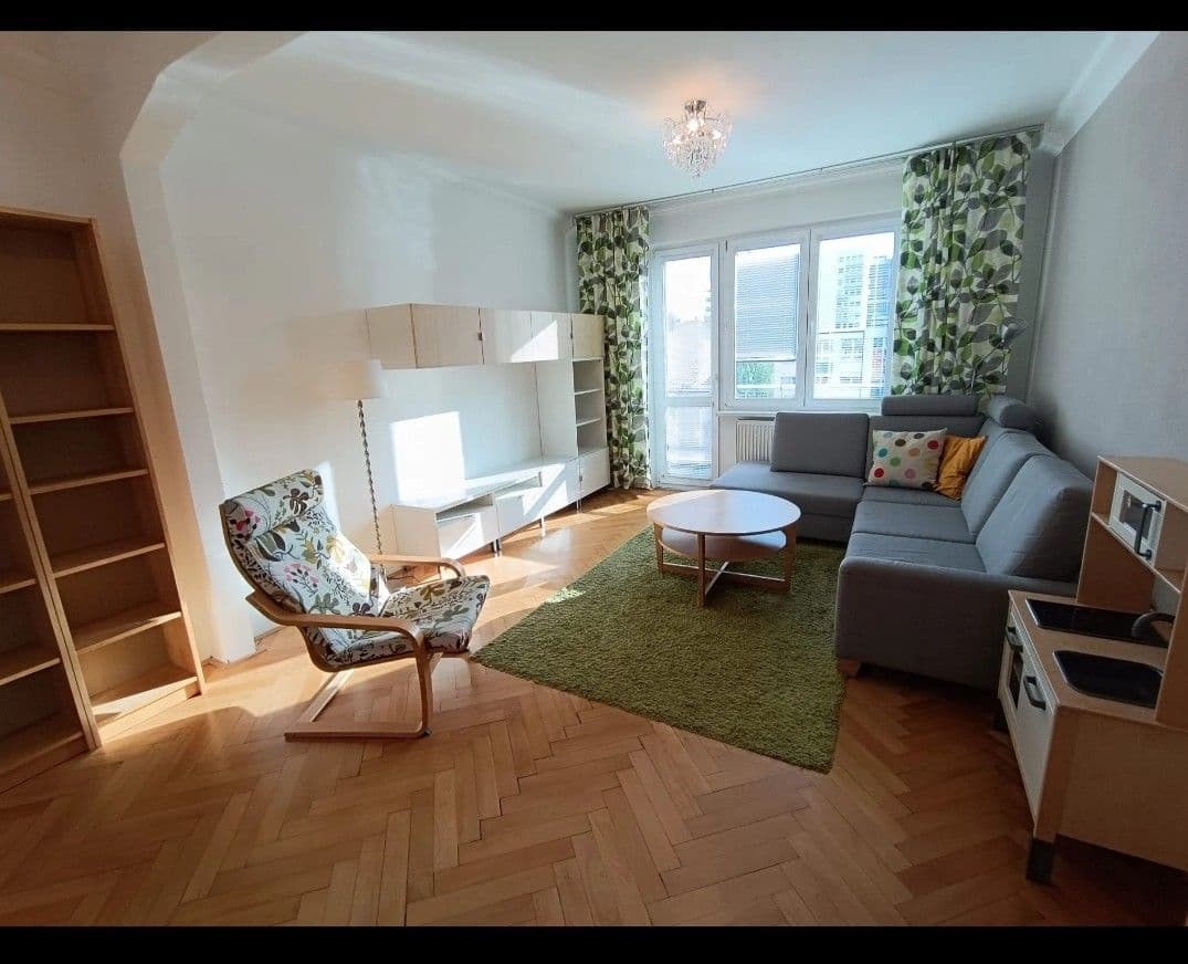 Prenájom bytu 2-izbový 69 m², Riazanská, Nové Mesto, Bratislavský kraj Prenájom bytu 2-izbový 69 m², Riazanská, Nové Mesto, Bratislavský kraj