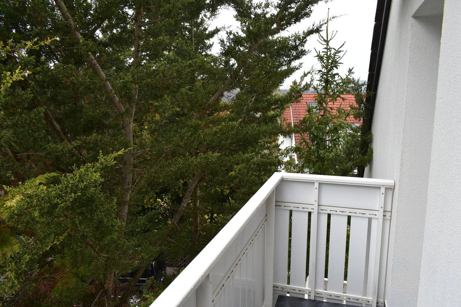 Prenájom bytu 3-izbový 64 m², Schiltacher Straße 18, Stuttgart, Bádensko-Wurttembersko Prenájom bytu 3-izbový 64 m², Schiltacher Straße 18, Stuttgart, Bádensko-Wurttembersko