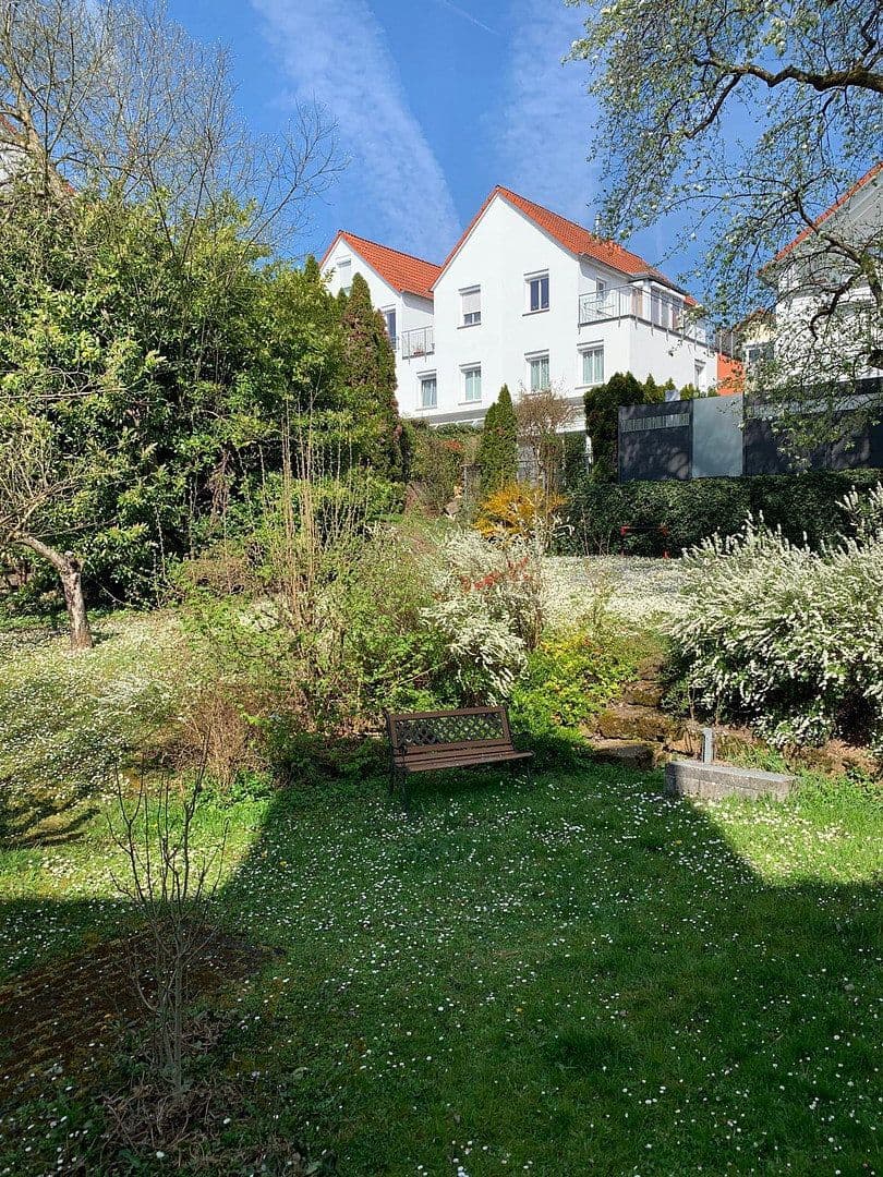 Predaj bytu 4-izbový 88 m², Wernau (Neckar), Bádensko-Wurttembersko Predaj bytu 4-izbový 88 m², Wernau (Neckar), Bádensko-Wurttembersko