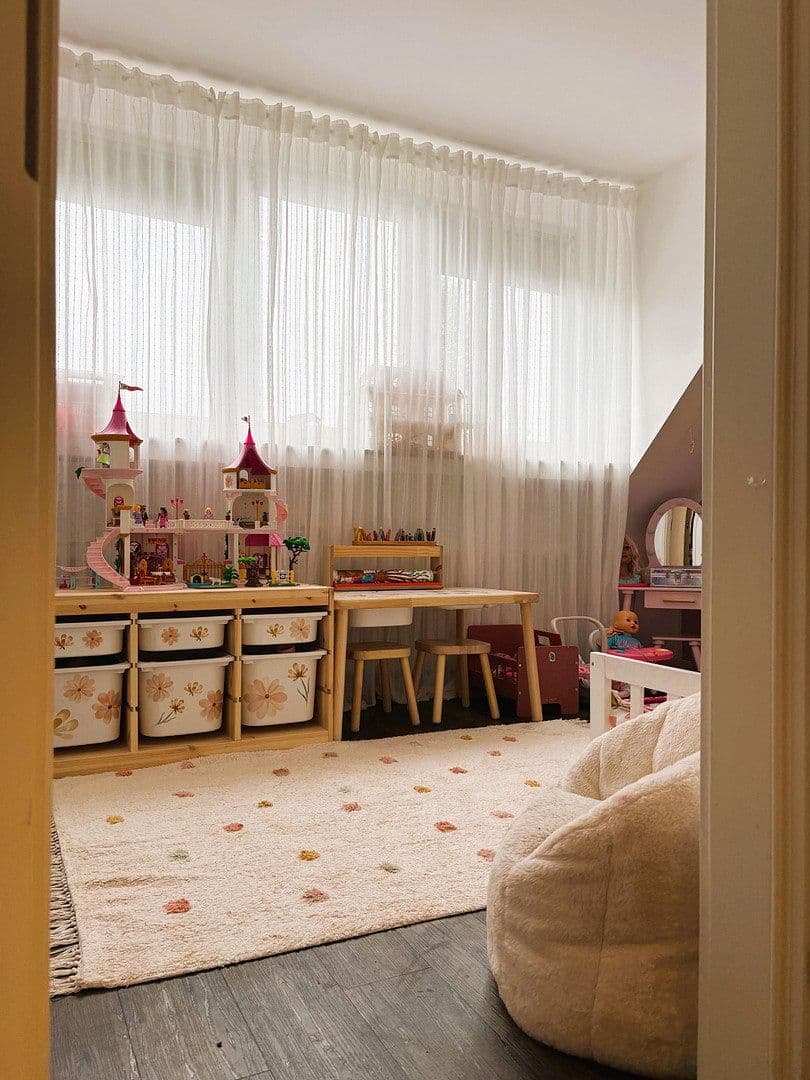 Predaj bytu 4-izbový 113 m², Essen-Haarzopf, Severné Porýnie - Westfálsko Predaj bytu 4-izbový 113 m², Essen-Haarzopf, Severné Porýnie - Westfálsko