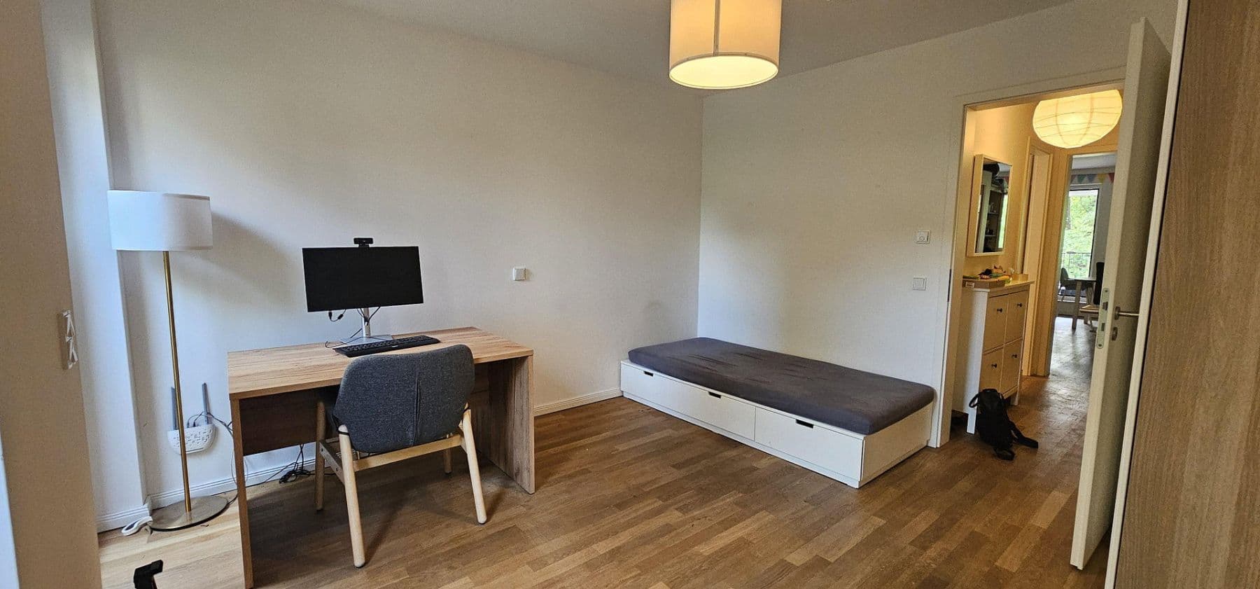 Prenájom bytu 4-izbový 101 m², Walddörferstraße, Hamburg, Hamburg Prenájom bytu 4-izbový 101 m², Walddörferstraße, Hamburg, Hamburg