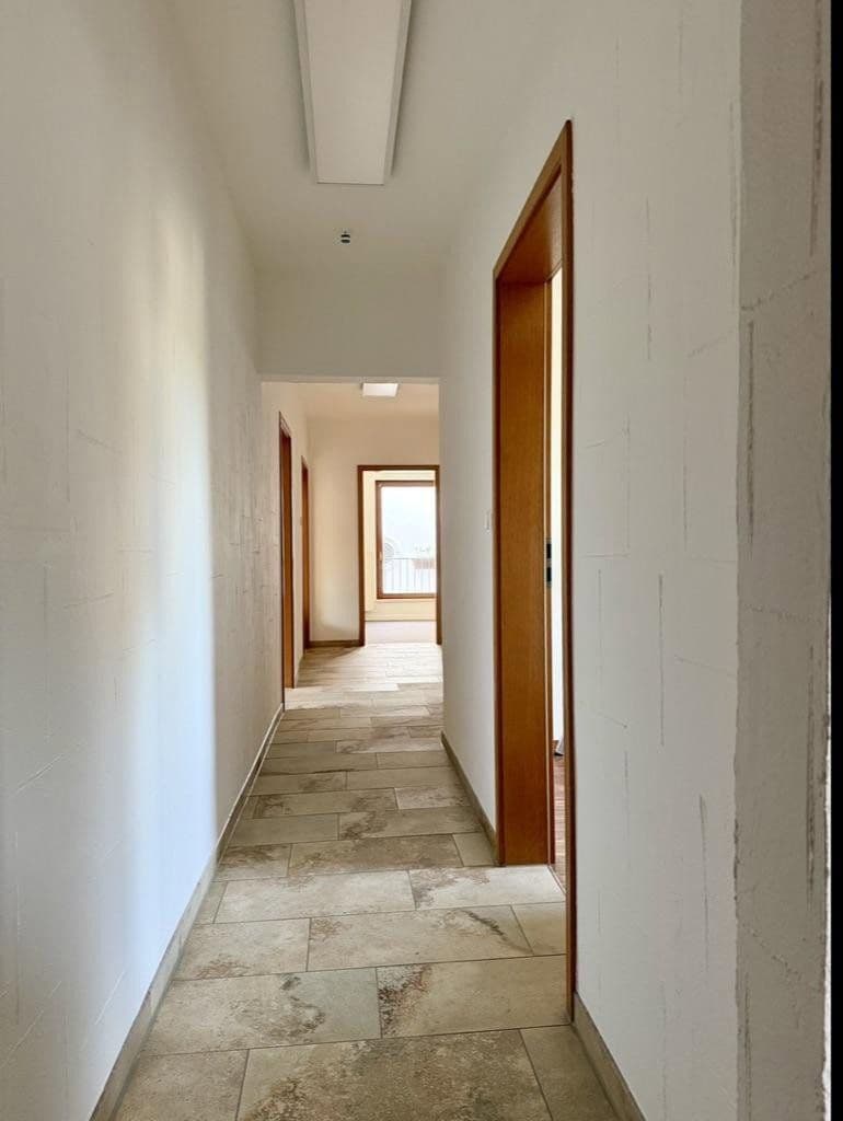 Prenájom bytu 4-izbový 95 m², Aalen, Bádensko-Wurttembersko Prenájom bytu 4-izbový 95 m², Aalen, Bádensko-Wurttembersko