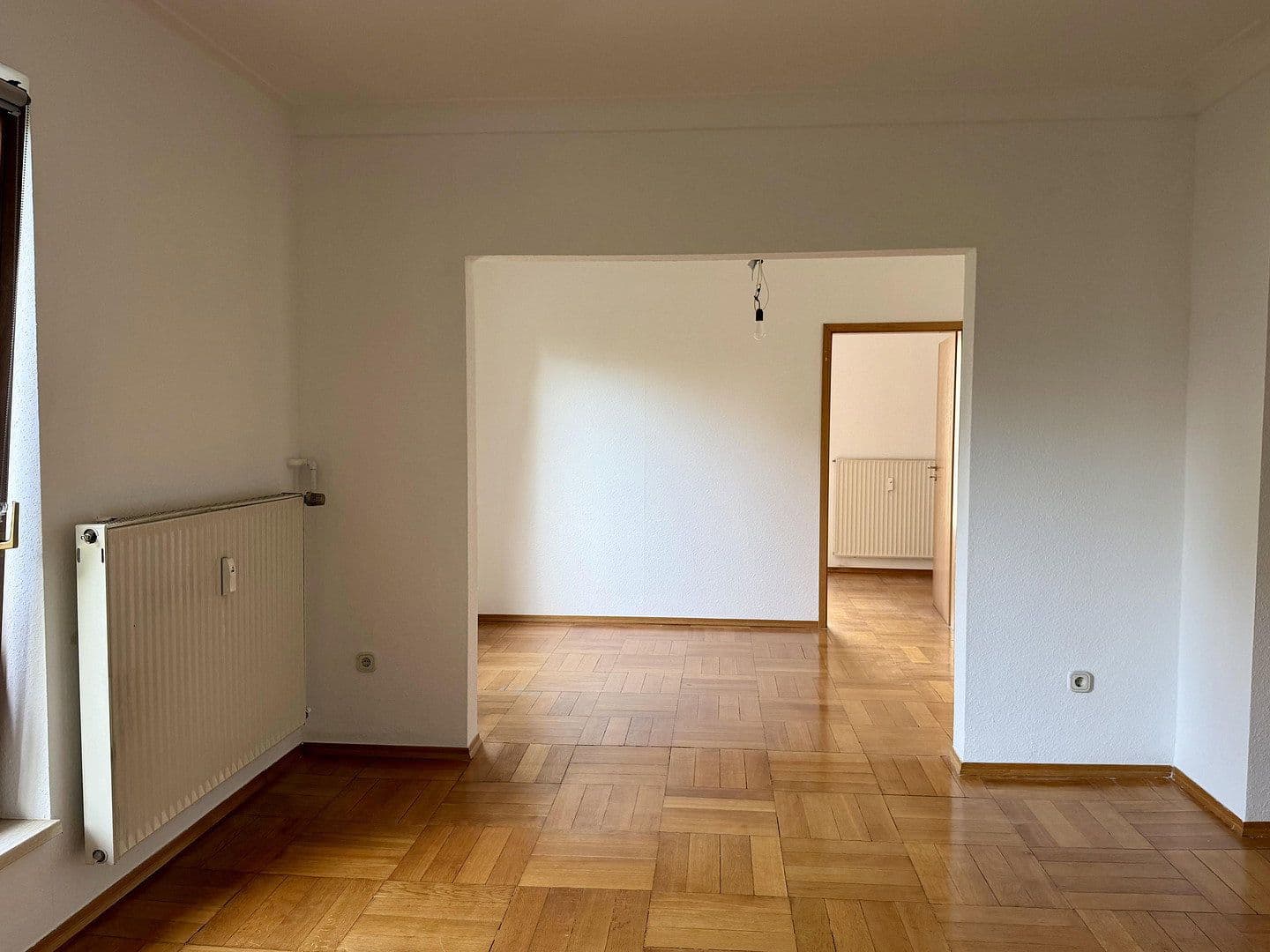 Prenájom bytu 4-izbový 95 m², Aalen, Bádensko-Wurttembersko Prenájom bytu 4-izbový 95 m², Aalen, Bádensko-Wurttembersko