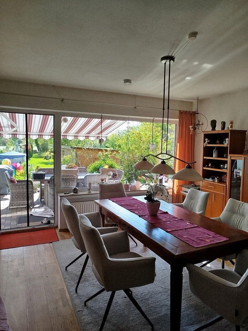Predaj domu 103 m², pozemek 983 m², Schwanewede, Dolné Sasko Predaj domu 103 m², pozemek 983 m², Schwanewede, Dolné Sasko