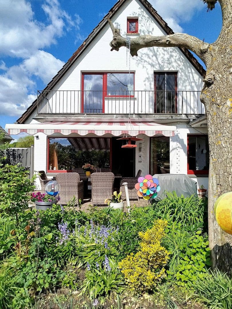 Predaj domu 103 m², pozemek 983 m², Schwanewede, Dolné Sasko Predaj domu 103 m², pozemek 983 m², Schwanewede, Dolné Sasko