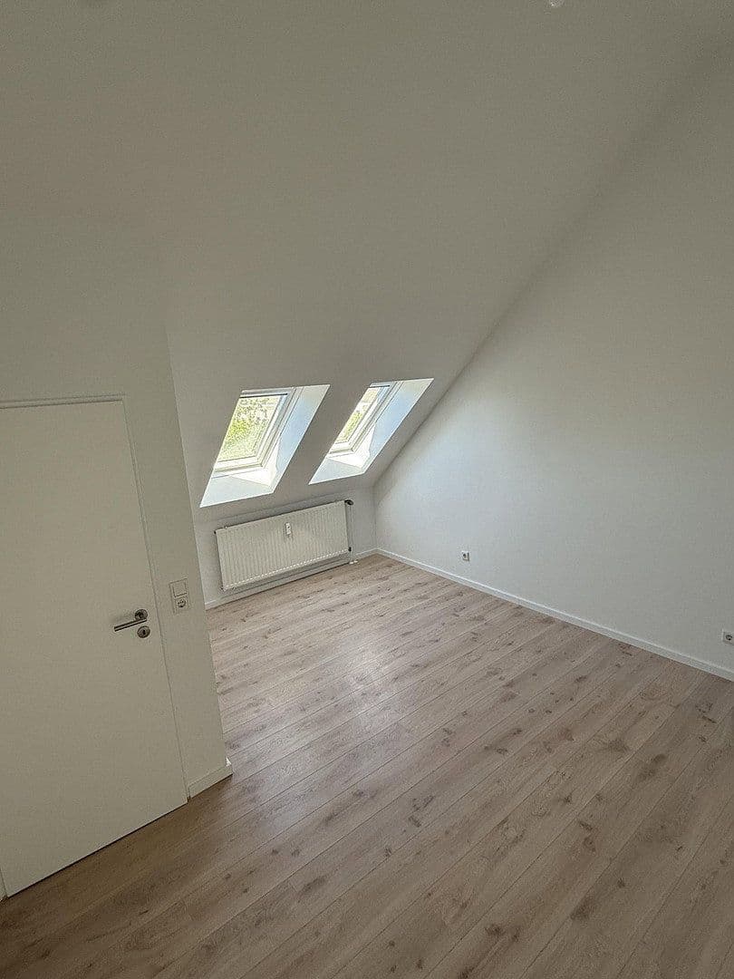 Predaj bytu 3-izbový 79 m², Karlstr. 5a, Langenfeld (Rheinland), Severné Porýnie - Westfálsko Predaj bytu 3-izbový 79 m², Karlstr. 5a, Langenfeld (Rheinland), Severné Porýnie - Westfálsko