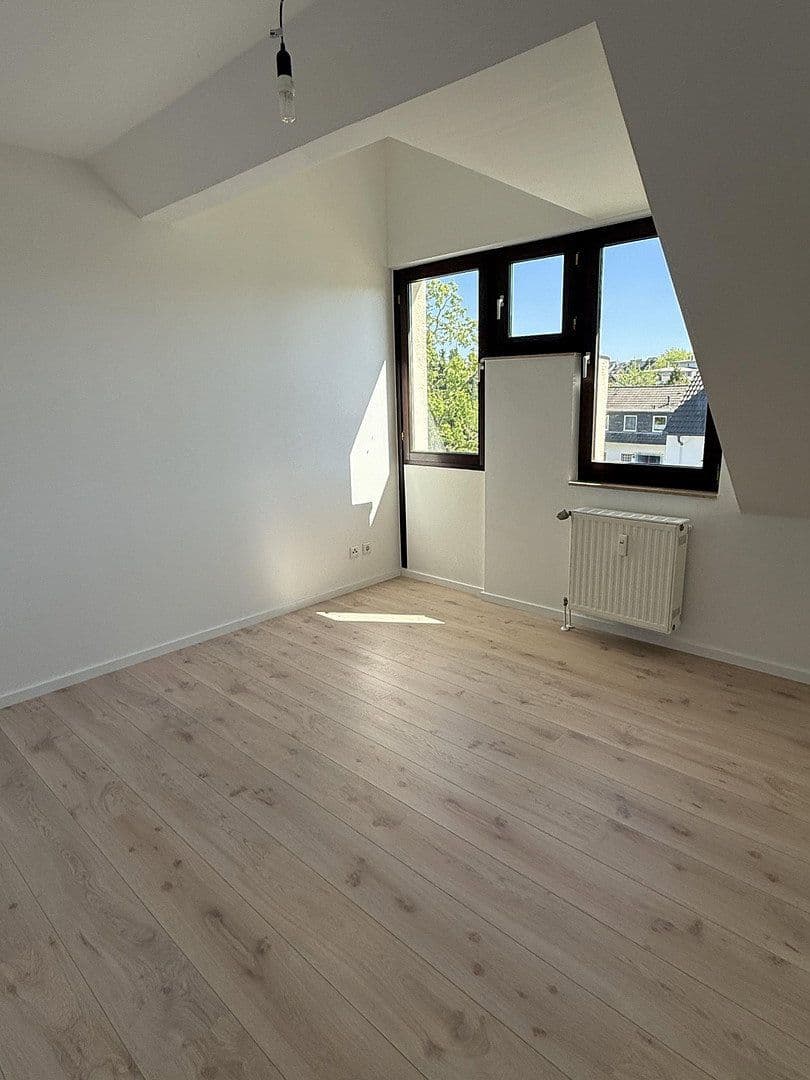 Predaj bytu 3-izbový 79 m², Karlstr. 5a, Langenfeld (Rheinland), Severné Porýnie - Westfálsko Predaj bytu 3-izbový 79 m², Karlstr. 5a, Langenfeld (Rheinland), Severné Porýnie - Westfálsko