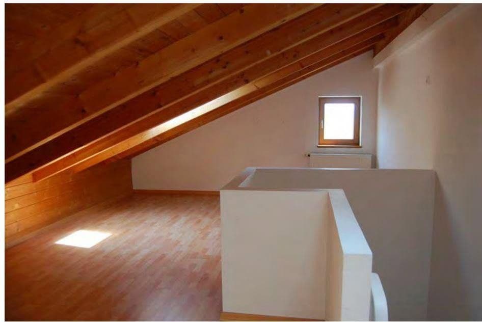Prenájom domu 111 m², pozemek 463 m², Hufschmiedstraße, München, Bavorsko Prenájom domu 111 m², pozemek 463 m², Hufschmiedstraße, München, Bavorsko