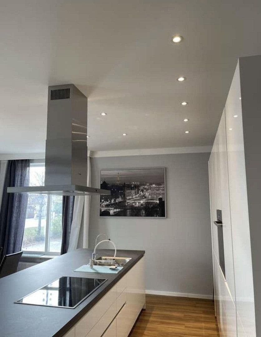 Prenájom bytu 3-izbový 97 m², Freisinger Str. 5, Ilmmünster, Bavorsko Prenájom bytu 3-izbový 97 m², Freisinger Str. 5, Ilmmünster, Bavorsko