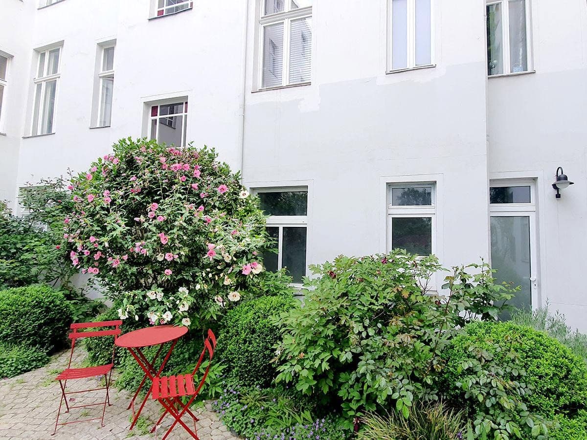 Prenájom bytu 3-izbový 102 m², Herderstraße 5, Berlin, Berlín Prenájom bytu 3-izbový 102 m², Herderstraße 5, Berlin, Berlín