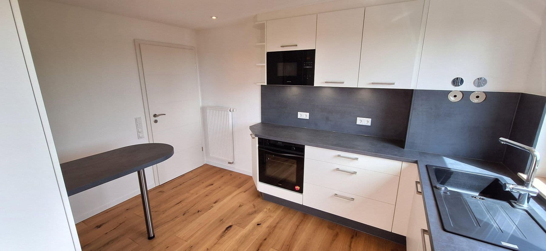 Predaj bytu 4-izbový 107 m², Heidelberg, Bádensko-Wurttembersko Predaj bytu 4-izbový 107 m², Heidelberg, Bádensko-Wurttembersko