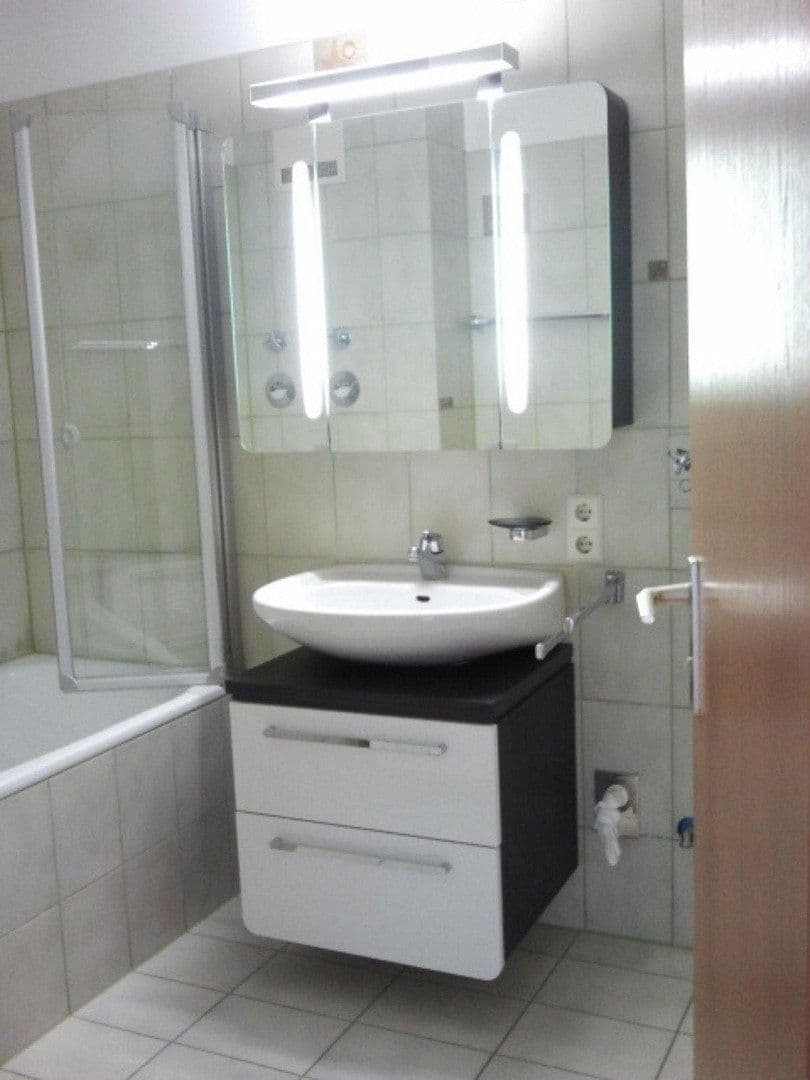 Prenájom bytu 2-izbový 56 m², Gustav-Wernerstraße, Ravensburg, Bádensko-Wurttembersko Prenájom bytu 2-izbový 56 m², Gustav-Wernerstraße, Ravensburg, Bádensko-Wurttembersko