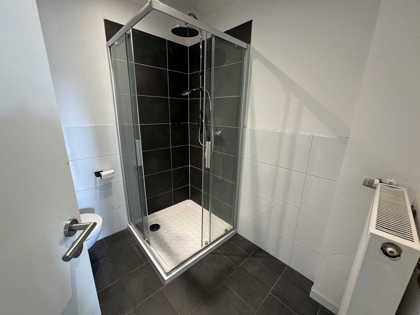 Prenájom bytu 4-izbový 110 m², Uslar, Dolné Sasko Prenájom bytu 4-izbový 110 m², Uslar, Dolné Sasko