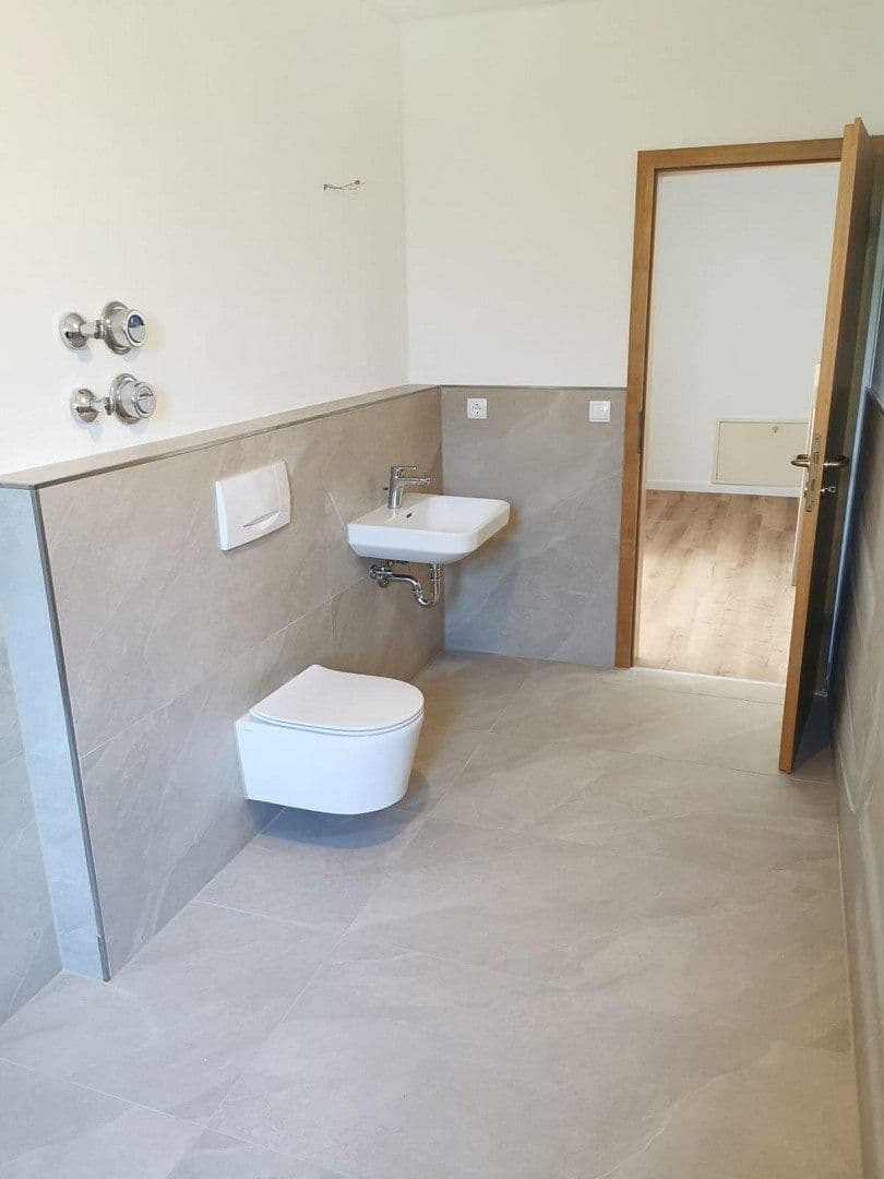 Prenájom bytu 3-izbový 90 m², Dietmannsried, Bavorsko Prenájom bytu 3-izbový 90 m², Dietmannsried, Bavorsko