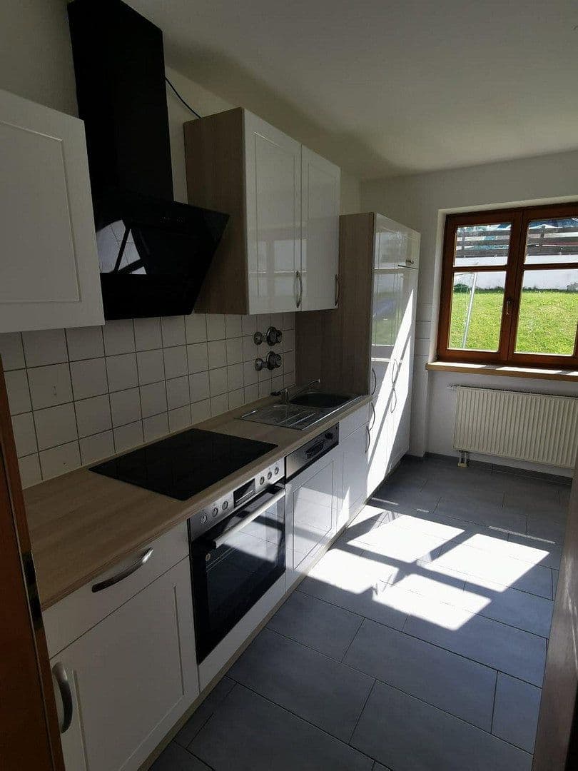 Prenájom bytu 3-izbový 90 m², Dietmannsried, Bavorsko Prenájom bytu 3-izbový 90 m², Dietmannsried, Bavorsko