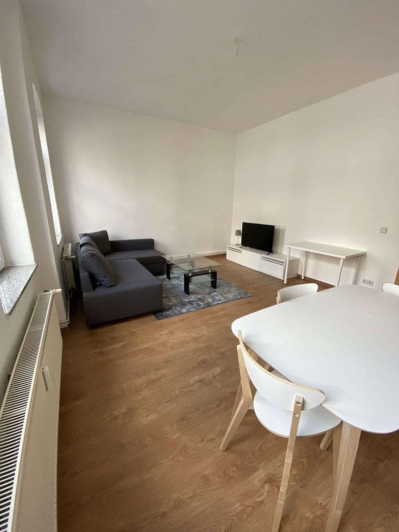 Prenájom bytu 2-izbový 58 m², Hannover, Dolné Sasko Prenájom bytu 2-izbový 58 m², Hannover, Dolné Sasko