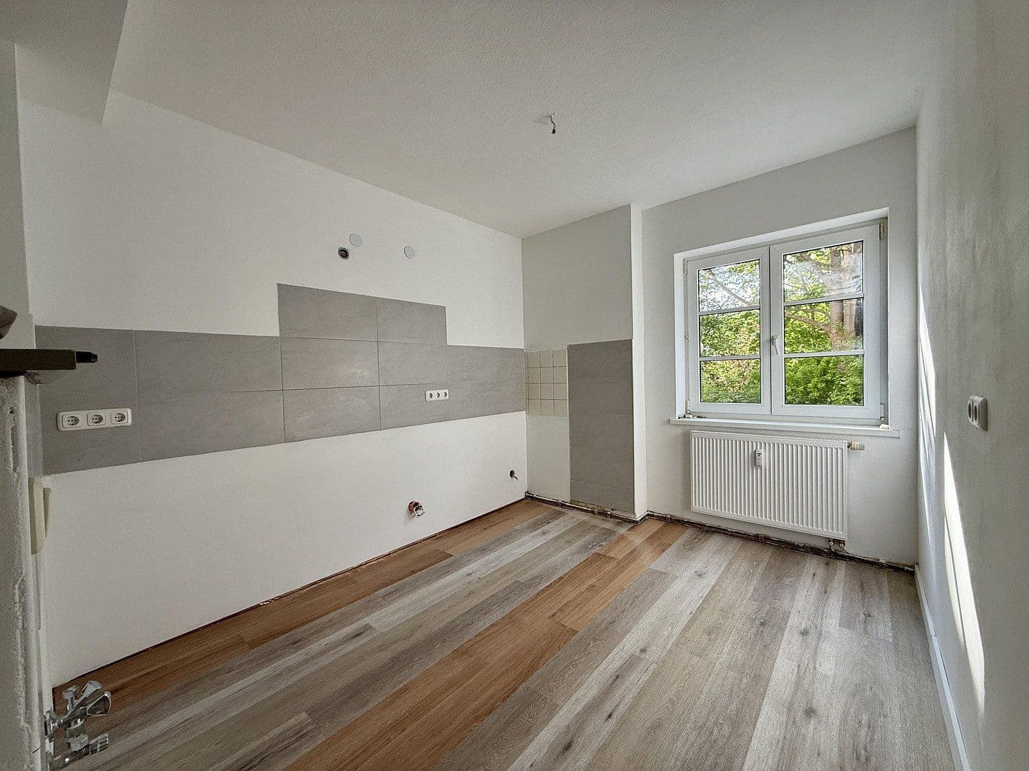 Prenájom bytu 3-izbový 64 m², Alter Reichenbacherstr. 16, Plavno, Sasko Prenájom bytu 3-izbový 64 m², Alter Reichenbacherstr. 16, Plavno, Sasko