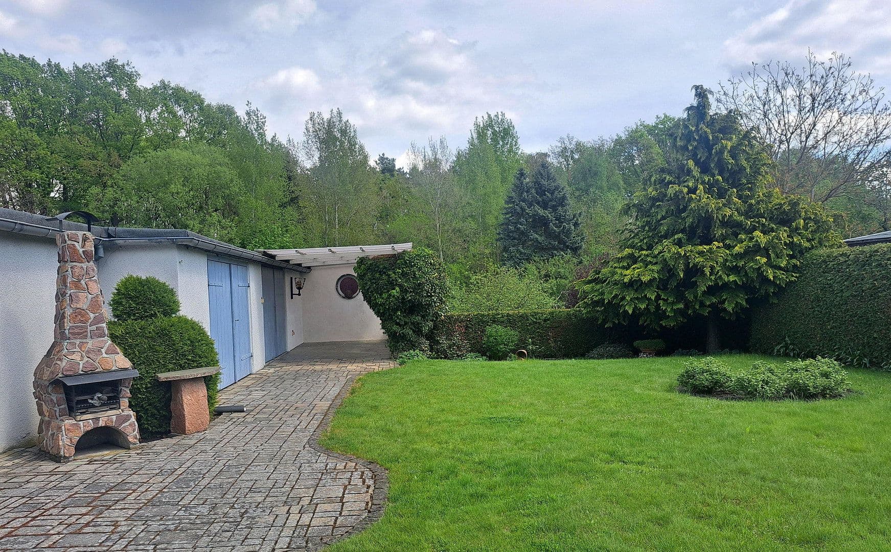 Predaj domu 103 m², pozemek 1.650 m², Spremberg, Brandenbursko Predaj domu 103 m², pozemek 1.650 m², Spremberg, Brandenbursko