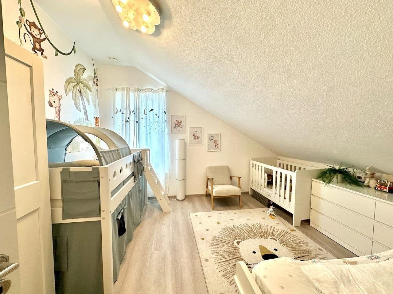 Prenájom bytu 3-izbový 110 m², Elisabeth-Flöge-Str. 2, Sarstedt, Dolné Sasko Prenájom bytu 3-izbový 110 m², Elisabeth-Flöge-Str. 2, Sarstedt, Dolné Sasko