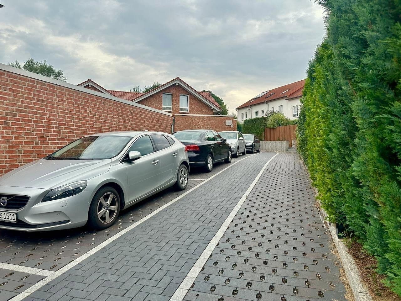 Prenájom bytu 3-izbový 110 m², Elisabeth-Flöge-Str. 2, Sarstedt, Dolné Sasko Prenájom bytu 3-izbový 110 m², Elisabeth-Flöge-Str. 2, Sarstedt, Dolné Sasko