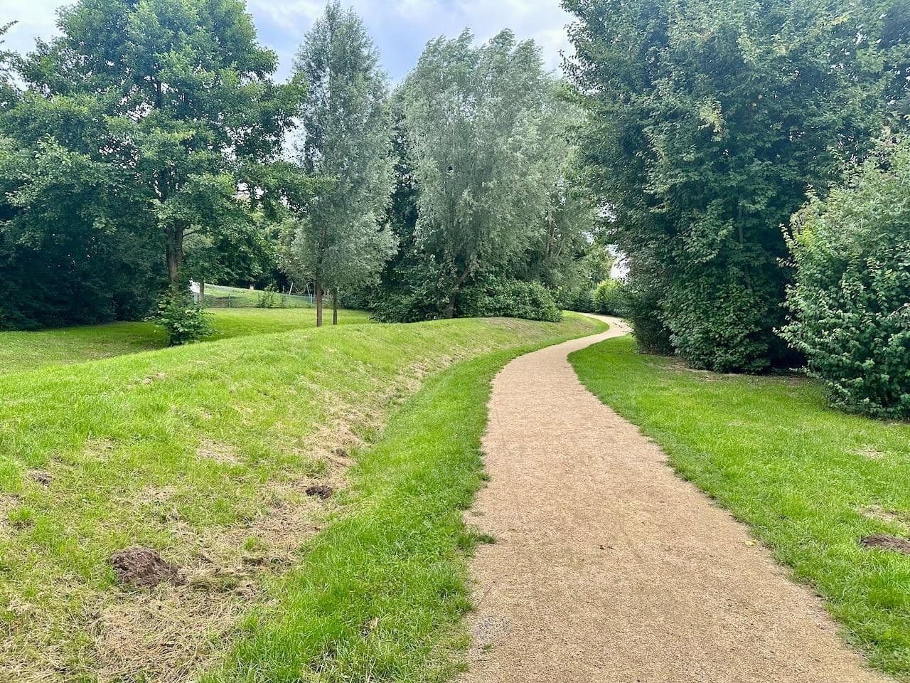 Prenájom bytu 3-izbový 110 m², Elisabeth-Flöge-Str. 2, Sarstedt, Dolné Sasko Prenájom bytu 3-izbový 110 m², Elisabeth-Flöge-Str. 2, Sarstedt, Dolné Sasko