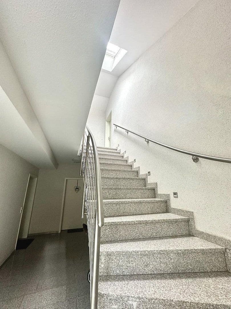 Prenájom bytu 3-izbový 110 m², Elisabeth-Flöge-Str. 2, Sarstedt, Dolné Sasko Prenájom bytu 3-izbový 110 m², Elisabeth-Flöge-Str. 2, Sarstedt, Dolné Sasko