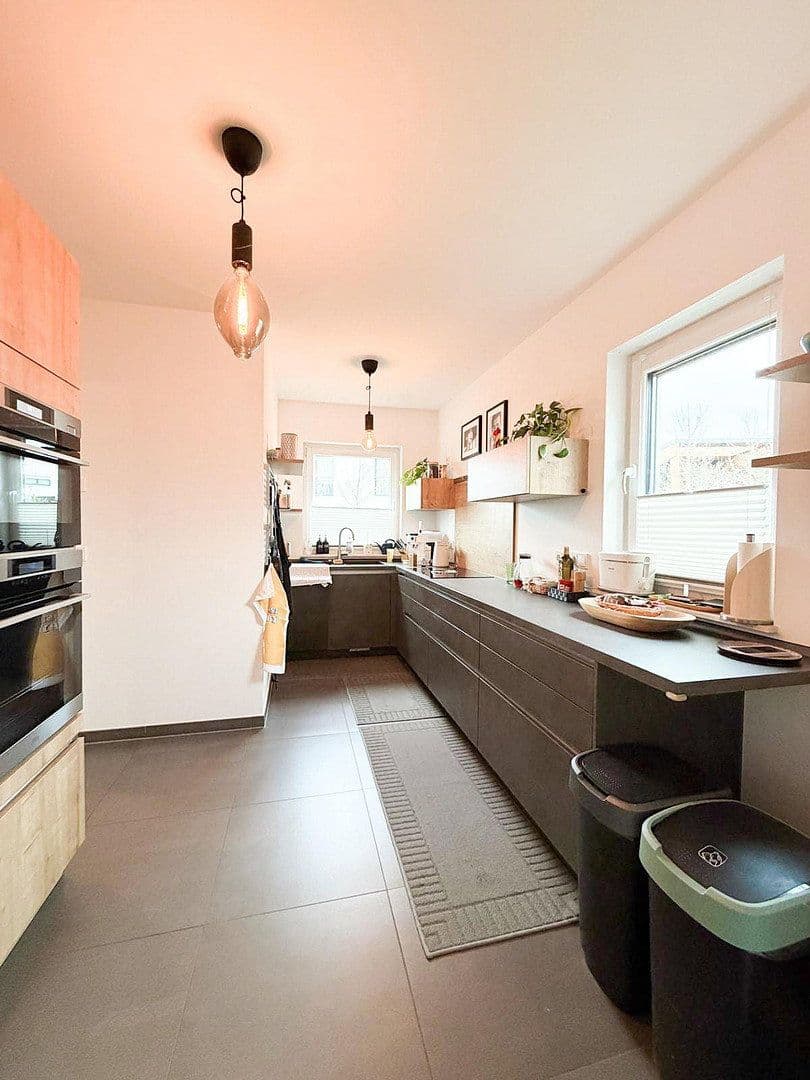 Prenájom domu 151 m², pozemek 500 m², Berlin, Berlín Prenájom domu 151 m², pozemek 500 m², Berlin, Berlín
