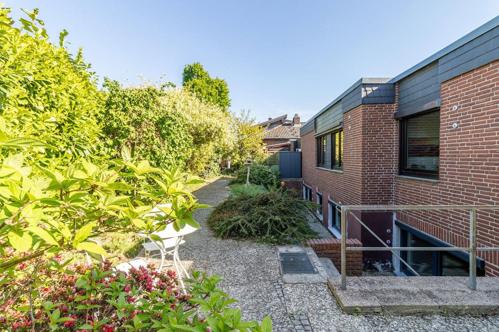 Predaj domu 162 m², pozemek 516 m², Burgdorf, Dolné Sasko Predaj domu 162 m², pozemek 516 m², Burgdorf, Dolné Sasko