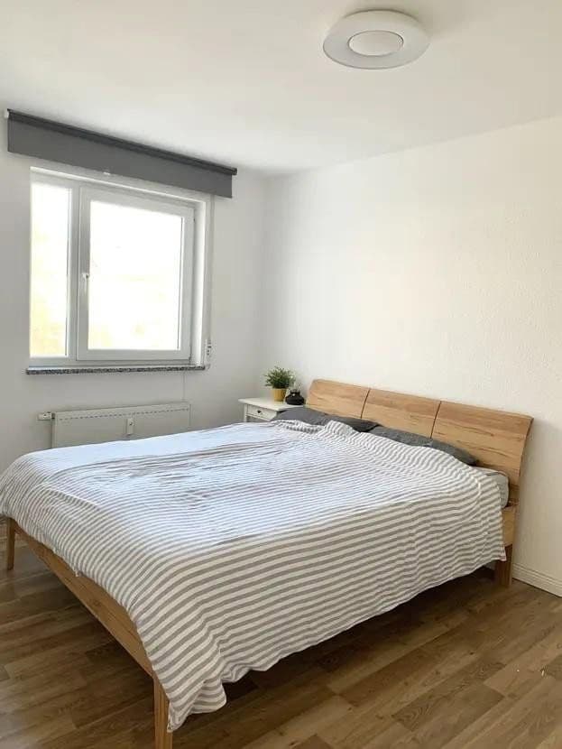 Prenájom domu 143 m², pozemek 155 m², Karl-Blum-Allee 51, Frankfurt, Hesensko Prenájom domu 143 m², pozemek 155 m², Karl-Blum-Allee 51, Frankfurt, Hesensko