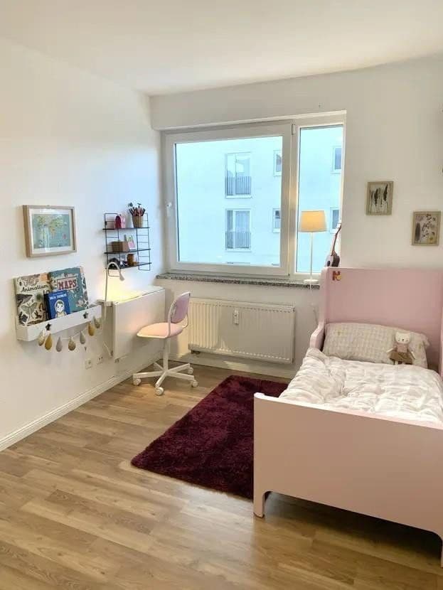 Prenájom domu 143 m², pozemek 155 m², Karl-Blum-Allee 51, Frankfurt, Hesensko Prenájom domu 143 m², pozemek 155 m², Karl-Blum-Allee 51, Frankfurt, Hesensko