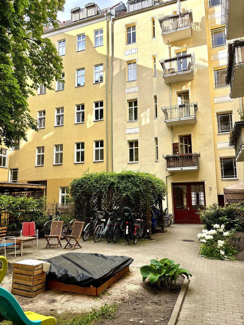 Predaj bytu 3-izbový 75 m², Boxhagener Straße 59, Berlin, Berlín Predaj bytu 3-izbový 75 m², Boxhagener Straße 59, Berlin, Berlín