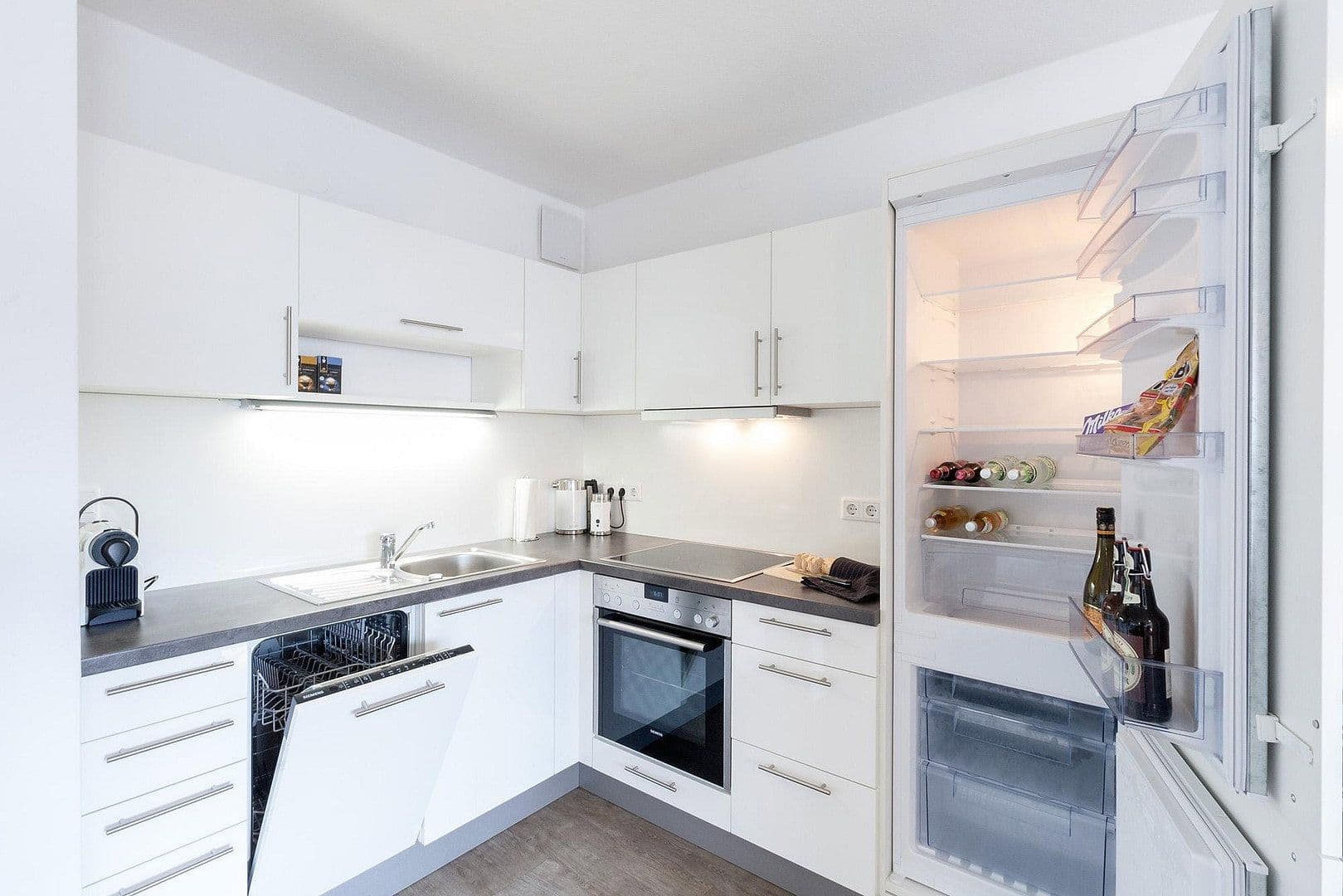 Prenájom bytu 2-izbový 45 m², Bayreuth, Bavorsko Prenájom bytu 2-izbový 45 m², Bayreuth, Bavorsko