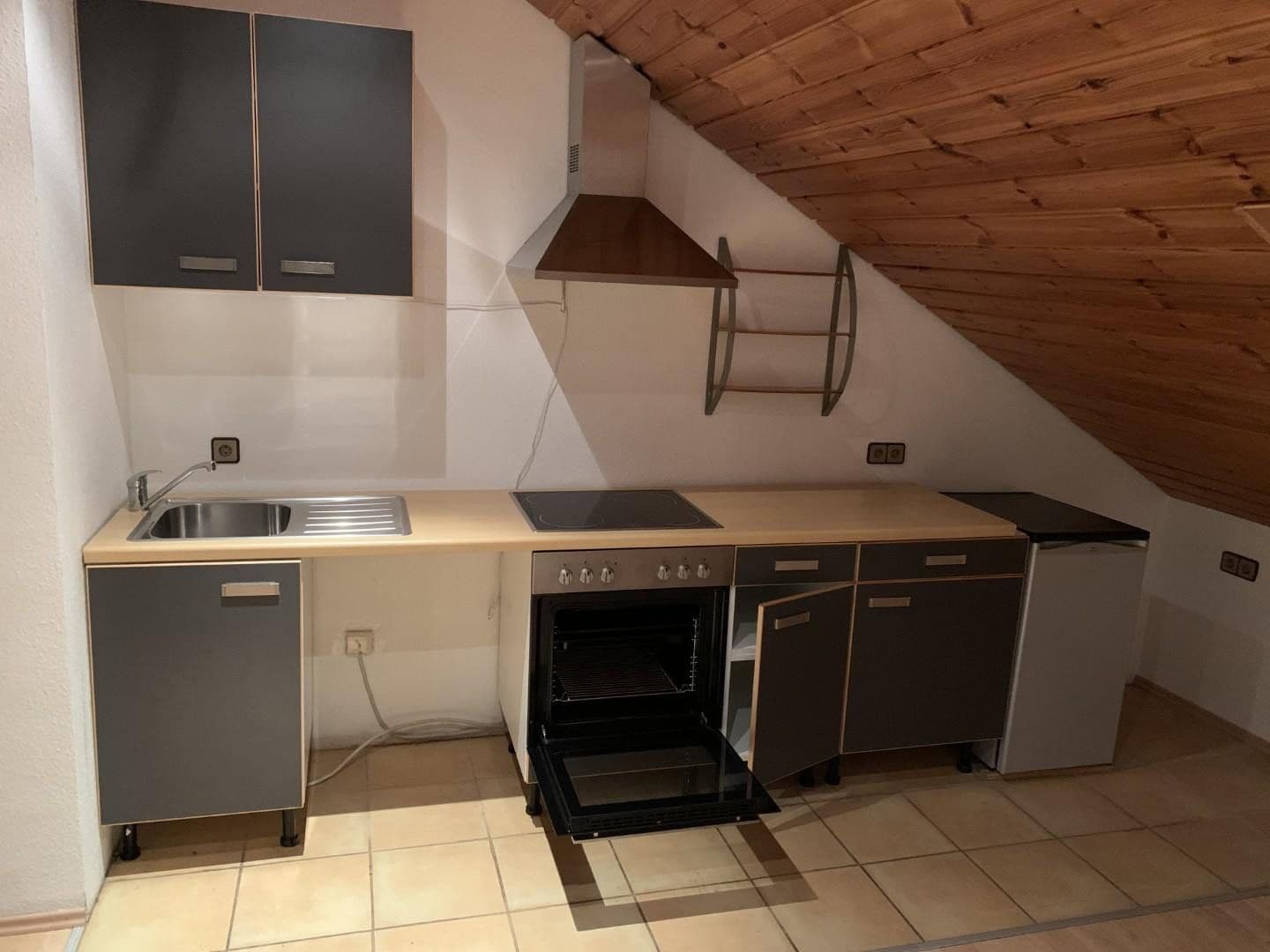 Predaj domu 142 m², pozemek 561 m², Vaihingen an der Enz, Bádensko-Wurttembersko Predaj domu 142 m², pozemek 561 m², Vaihingen an der Enz, Bádensko-Wurttembersko