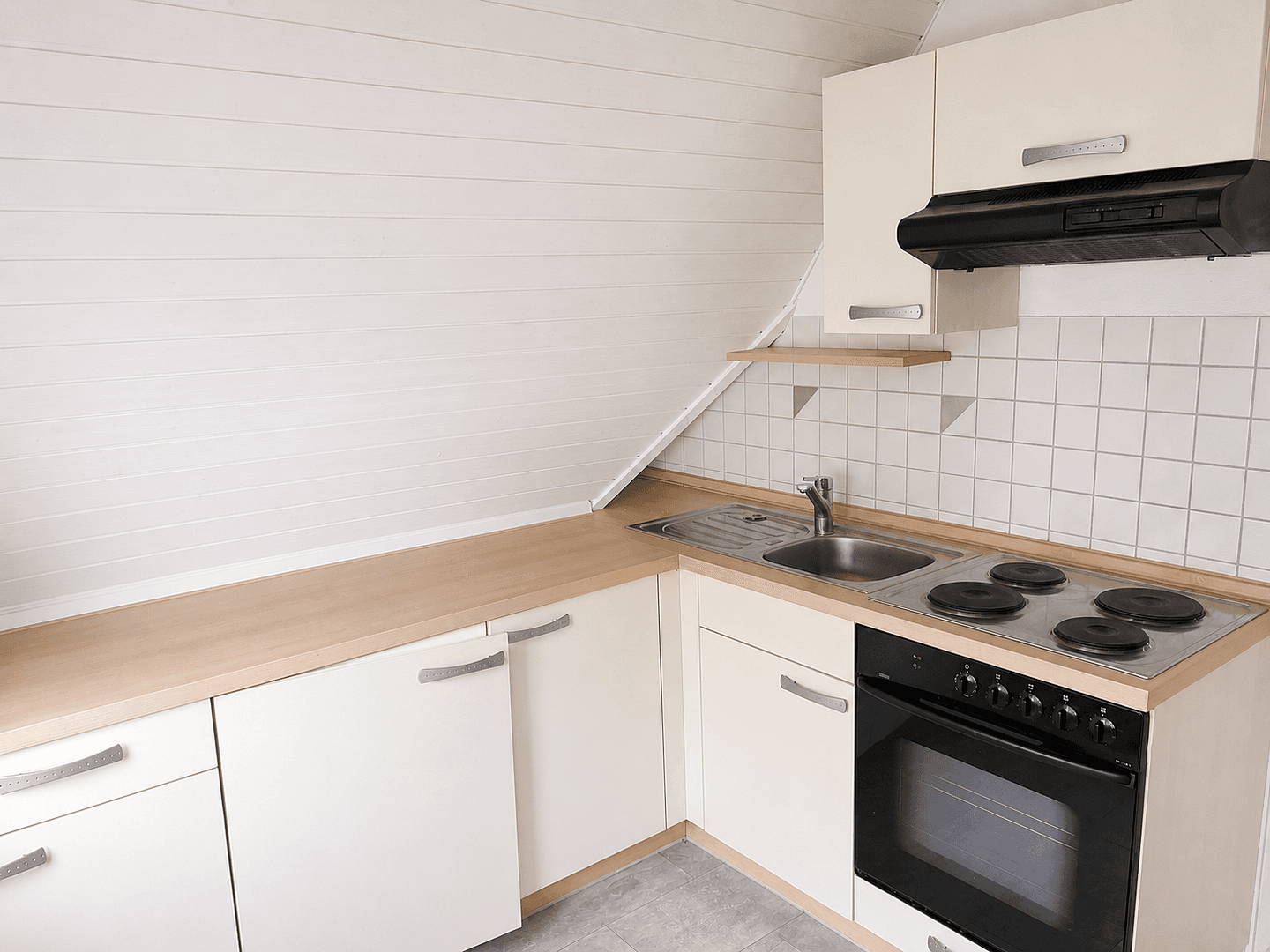 Prenájom bytu 1-izbový 36 m², Großglocknerstrasse 73, Stuttgart, Bádensko-Wurttembersko Prenájom bytu 1-izbový 36 m², Großglocknerstrasse 73, Stuttgart, Bádensko-Wurttembersko