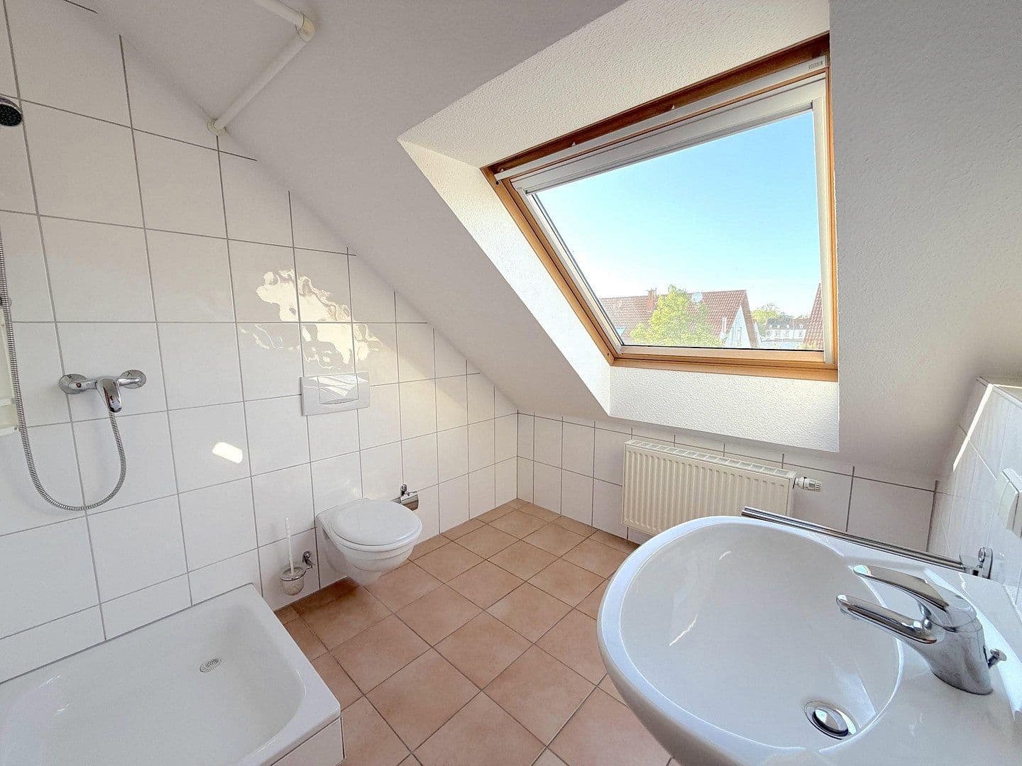 Predaj domu 146 m², pozemek 166 m², Kaiserslautern, Porýnie-Falcko Predaj domu 146 m², pozemek 166 m², Kaiserslautern, Porýnie-Falcko