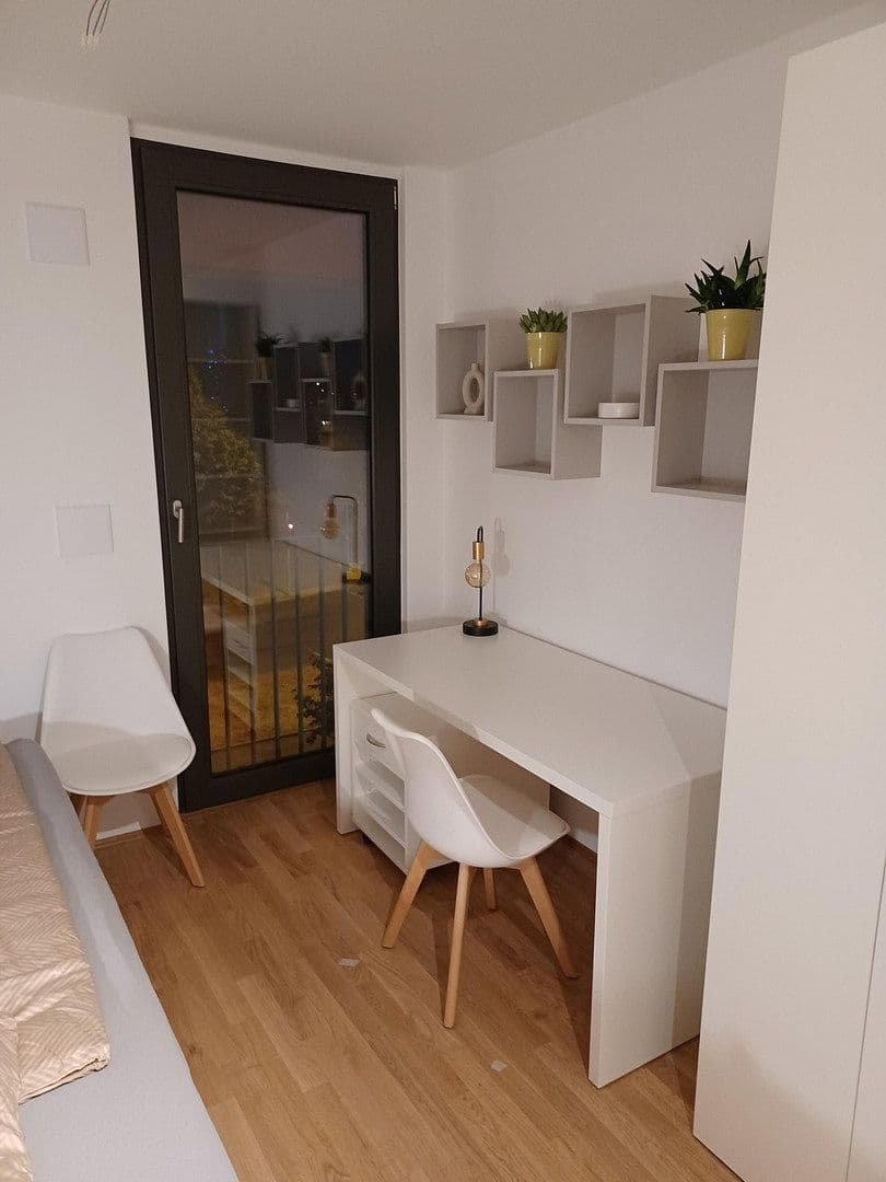 Prenájom bytu 1-izbový 24 m², Rudower Chaussee 32, Berlin, Berlín Prenájom bytu 1-izbový 24 m², Rudower Chaussee 32, Berlin, Berlín