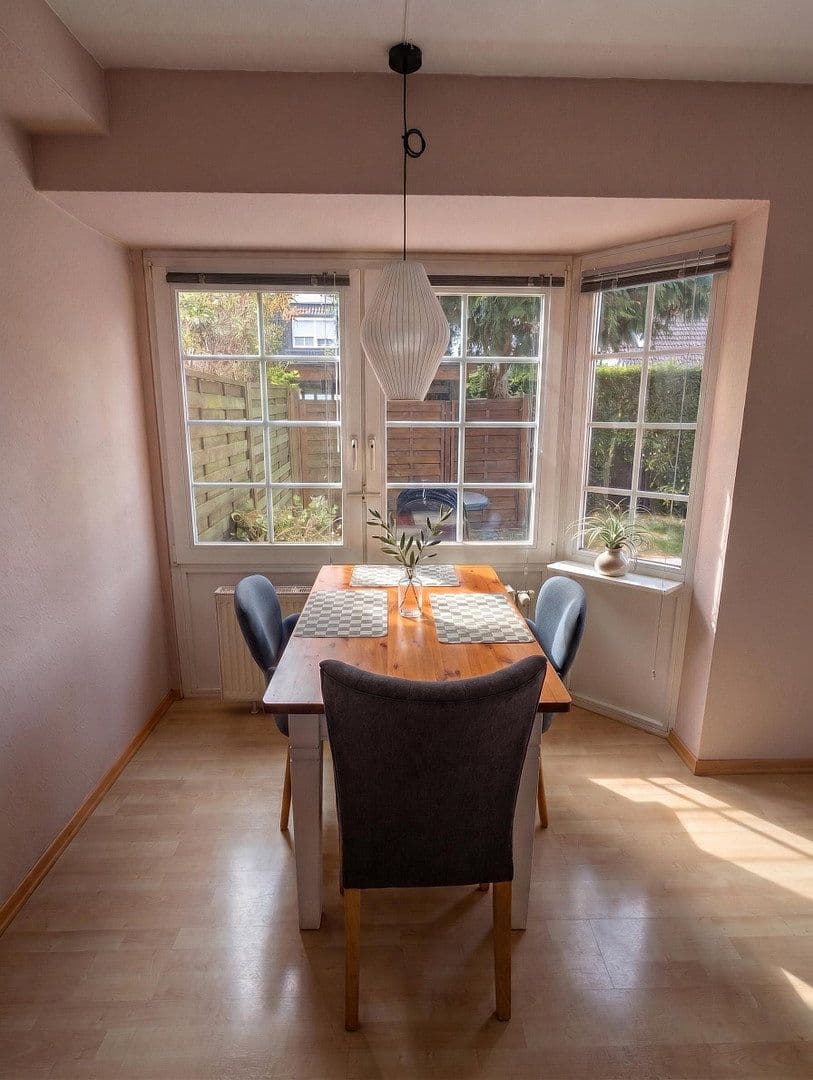 Predaj domu 71 m², pozemek 188 m², Vierkaten, Neu Wulmstorf, Dolné Sasko Predaj domu 71 m², pozemek 188 m², Vierkaten, Neu Wulmstorf, Dolné Sasko