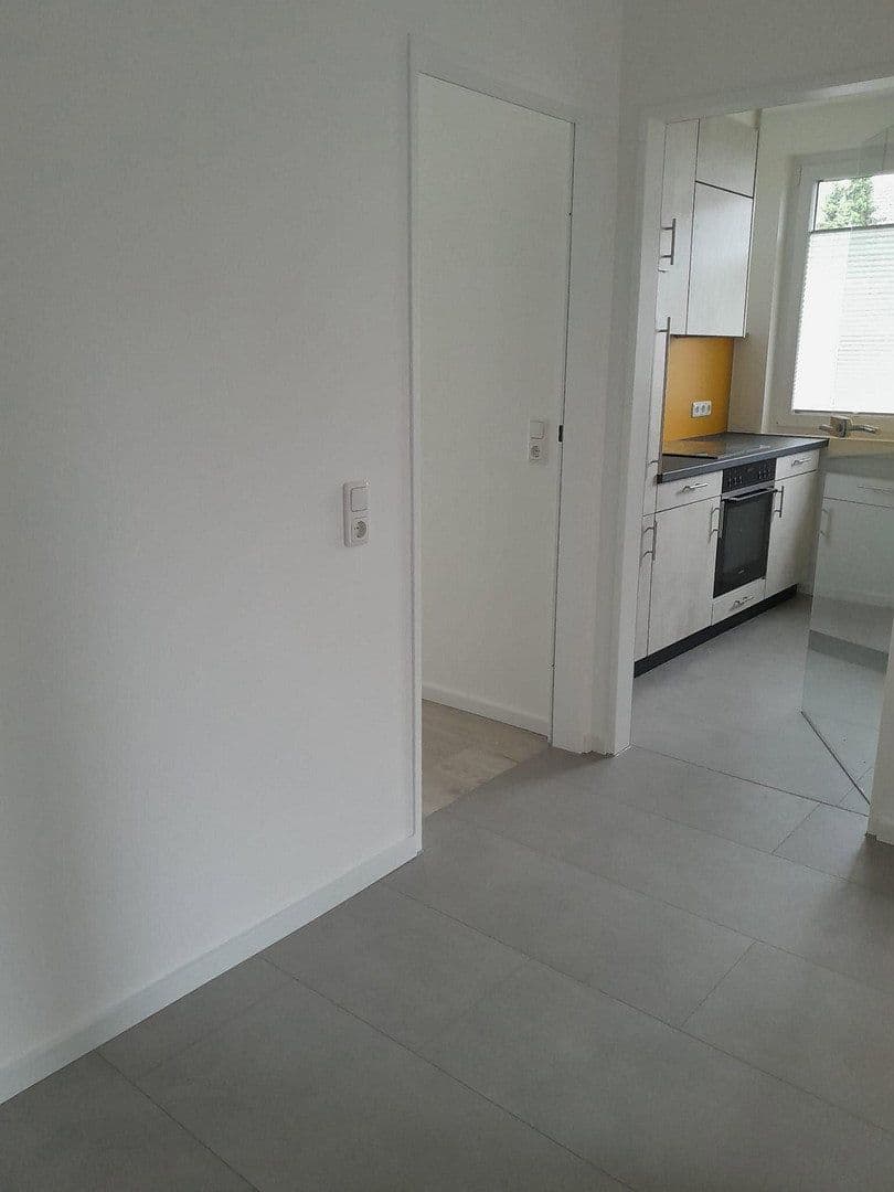 Prenájom bytu 3-izbový 70 m², Aachen, Severné Porýnie - Westfálsko Prenájom bytu 3-izbový 70 m², Aachen, Severné Porýnie - Westfálsko