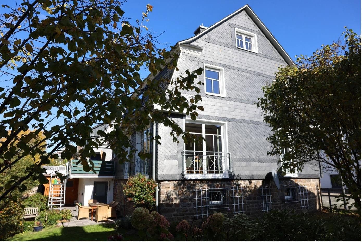 Predaj domu 156 m², pozemek 385 m², Bad Berleburg, Severné Porýnie - Westfálsko Predaj domu 156 m², pozemek 385 m², Bad Berleburg, Severné Porýnie - Westfálsko