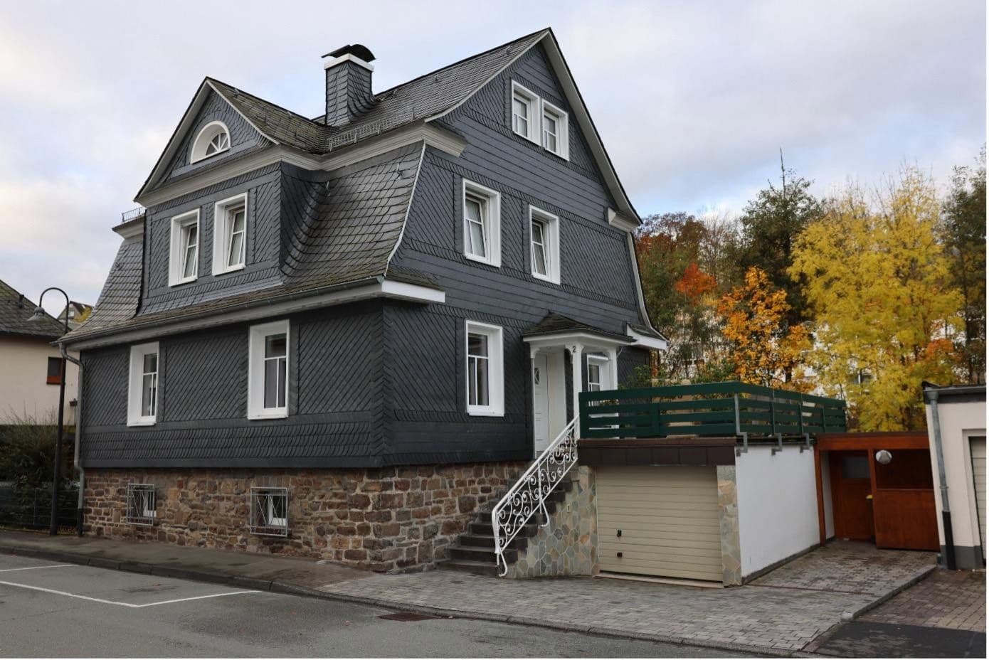 Predaj domu 156 m², pozemek 385 m², Bad Berleburg, Severné Porýnie - Westfálsko Predaj domu 156 m², pozemek 385 m², Bad Berleburg, Severné Porýnie - Westfálsko