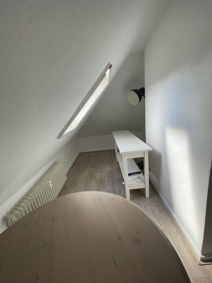 Prenájom bytu 4-izbový 55 m², Langeliethstraße 3, Goslar, Dolné Sasko Prenájom bytu 4-izbový 55 m², Langeliethstraße 3, Goslar, Dolné Sasko