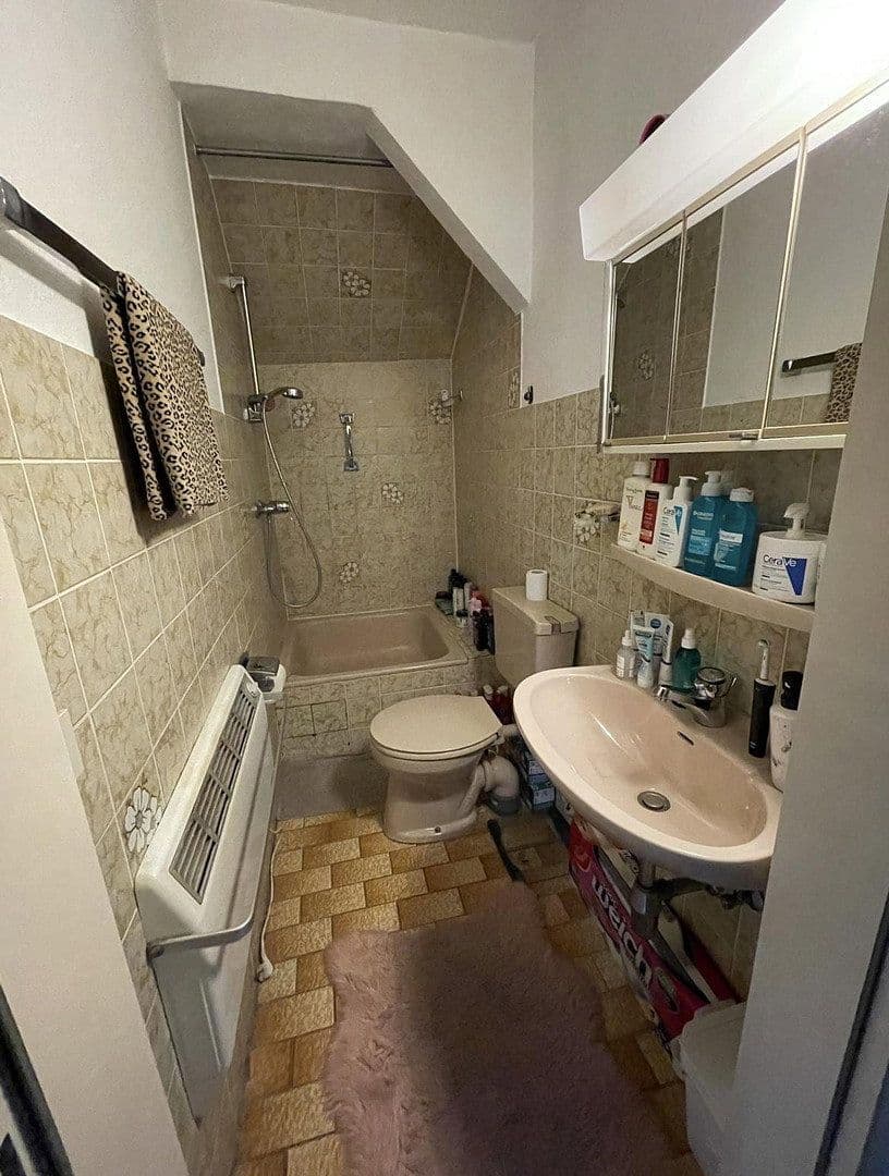 Prenájom bytu 4-izbový 55 m², Langeliethstraße 3, Goslar, Dolné Sasko Prenájom bytu 4-izbový 55 m², Langeliethstraße 3, Goslar, Dolné Sasko