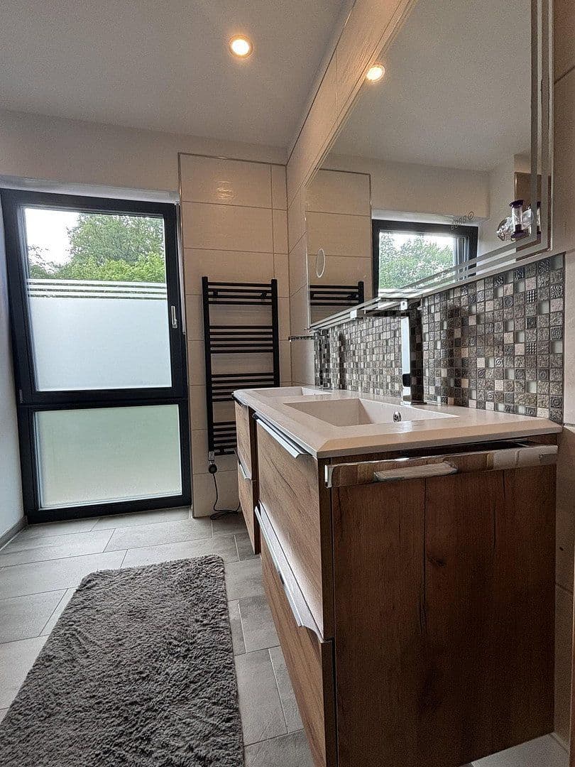 Predaj domu 148 m², pozemek 376 m², Ennepetal, Severné Porýnie - Westfálsko Predaj domu 148 m², pozemek 376 m², Ennepetal, Severné Porýnie - Westfálsko