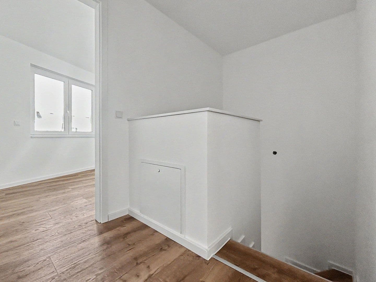 Prenájom bytu 3-izbový 70 m², Köln, Severné Porýnie - Westfálsko Prenájom bytu 3-izbový 70 m², Köln, Severné Porýnie - Westfálsko