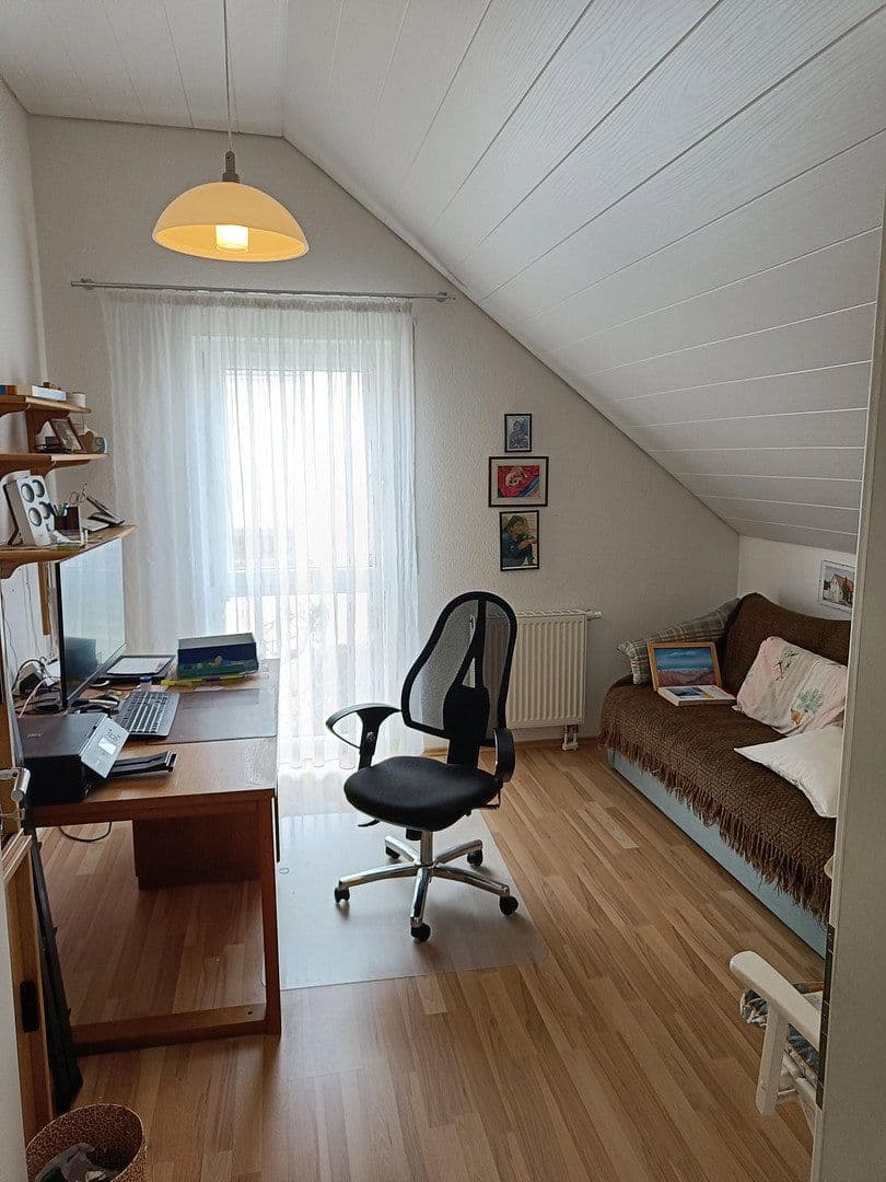 Prenájom domu 127 m², pozemek 475 m², Wiernsheim, Bádensko-Wurttembersko Prenájom domu 127 m², pozemek 475 m², Wiernsheim, Bádensko-Wurttembersko