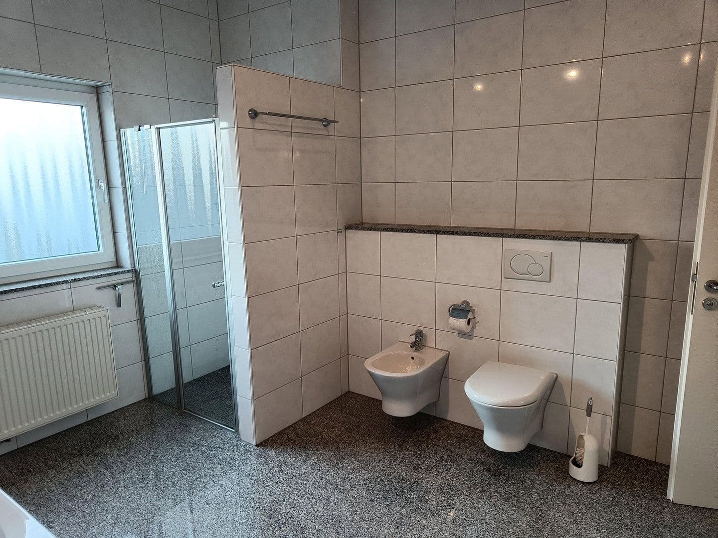 Prenájom domu 127 m², pozemek 475 m², Wiernsheim, Bádensko-Wurttembersko Prenájom domu 127 m², pozemek 475 m², Wiernsheim, Bádensko-Wurttembersko
