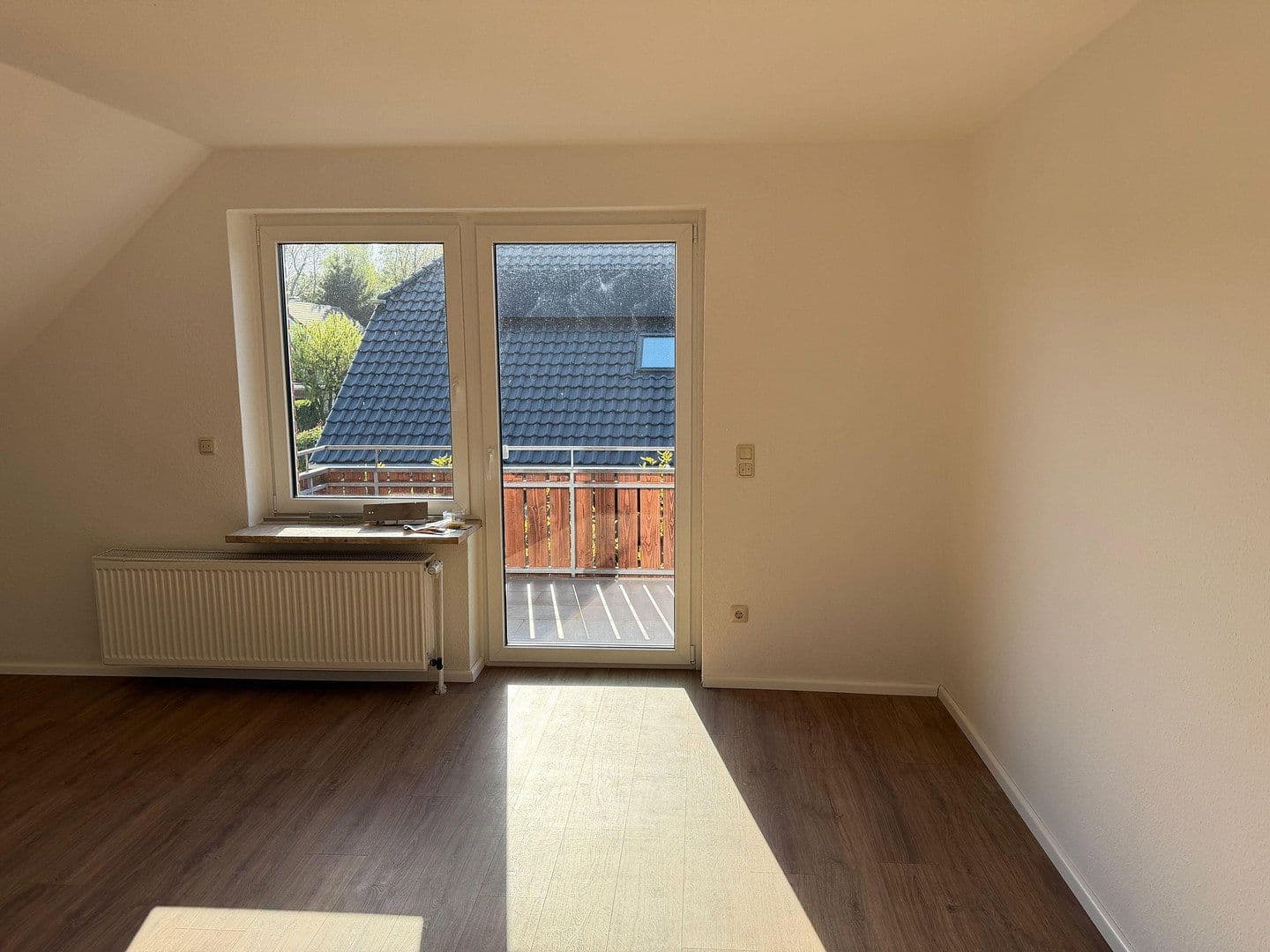 Prenájom bytu 3-izbový 90 m², Garbsen, Dolné Sasko Prenájom bytu 3-izbový 90 m², Garbsen, Dolné Sasko