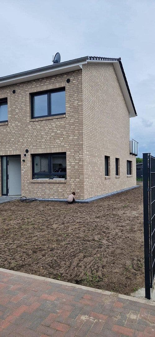 Prenájom domu 124 m², pozemek 220 m², Trensenweg 10, Verden (Aller), Dolné Sasko Prenájom domu 124 m², pozemek 220 m², Trensenweg 10, Verden (Aller), Dolné Sasko
