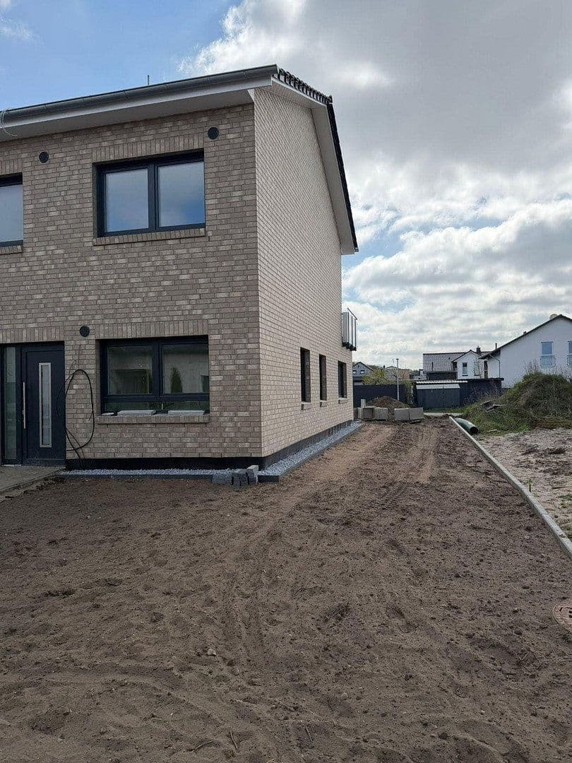 Prenájom domu 124 m², pozemek 220 m², Trensenweg 10, Verden (Aller), Dolné Sasko Prenájom domu 124 m², pozemek 220 m², Trensenweg 10, Verden (Aller), Dolné Sasko