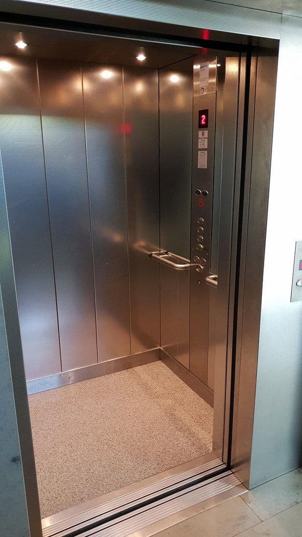 Prenájom bytu 3-izbový 84 m², Robert-Koch-Str. 38, Ottobrunn, Bavorsko Prenájom bytu 3-izbový 84 m², Robert-Koch-Str. 38, Ottobrunn, Bavorsko